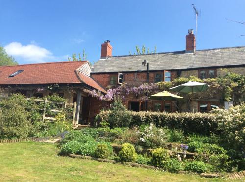 Stumps Cottage viewed from the garden